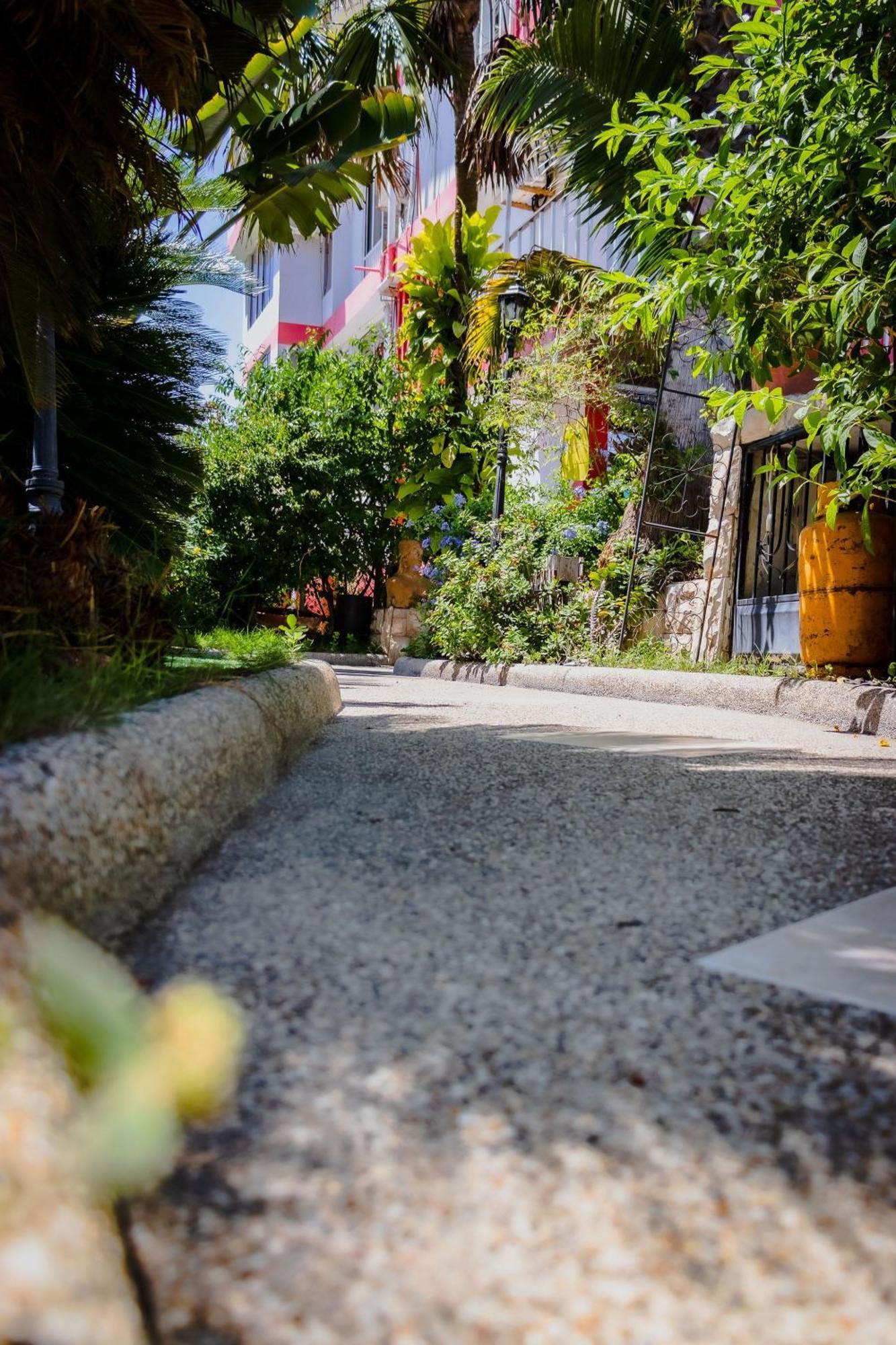 Hostal Antares Манта Экстерьер фото