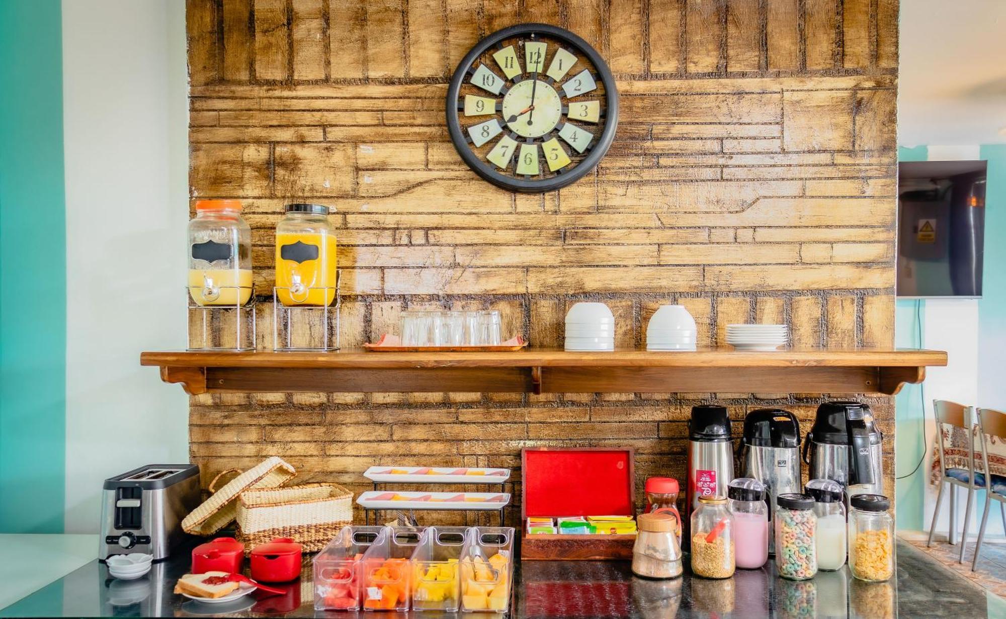 Hostal Antares Манта Экстерьер фото