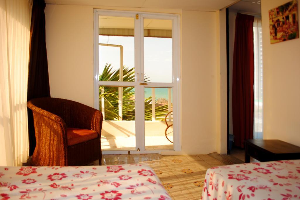 Hostal Antares Манта Экстерьер фото